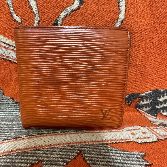 LOUIS VUITTON ❤️🌟EPI BROWN MENS WALLET MI0922 ⭐️ - Picture 1 of 7